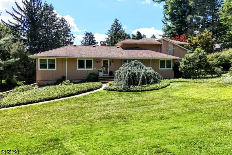 285 Sunset Rd, Pequannock, NJ 07444 - #2