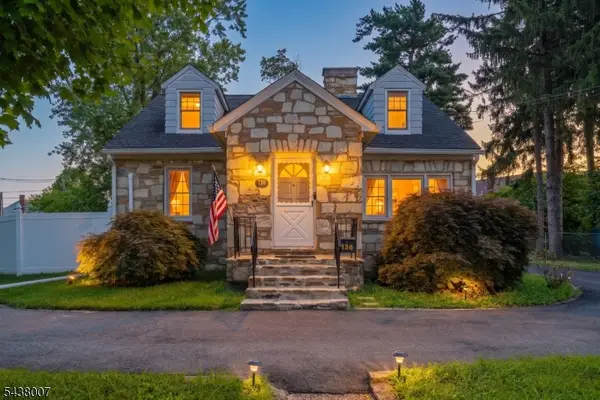 136 Glendale Dr, Ewing Twp., NJ 08618