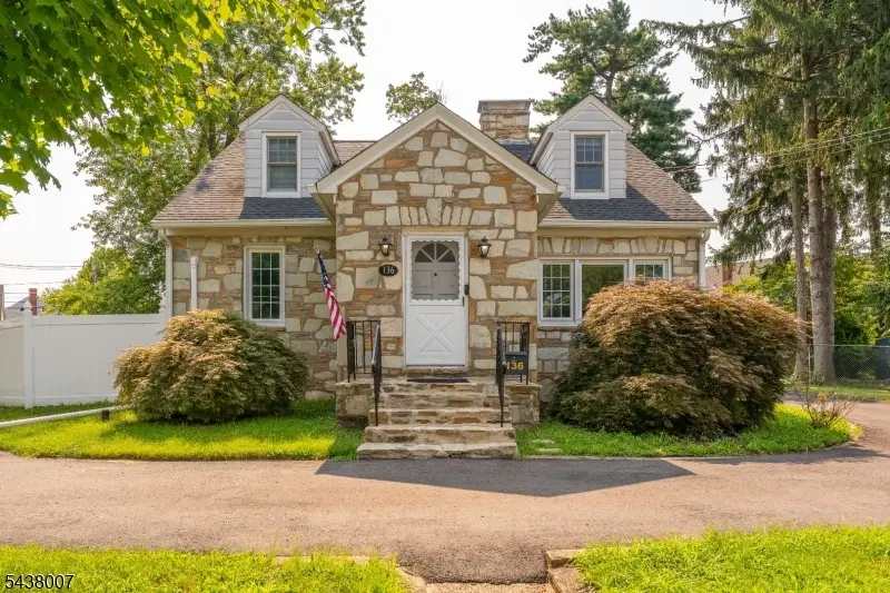 136 Glendale Dr, Ewing, NJ 08618 - #2