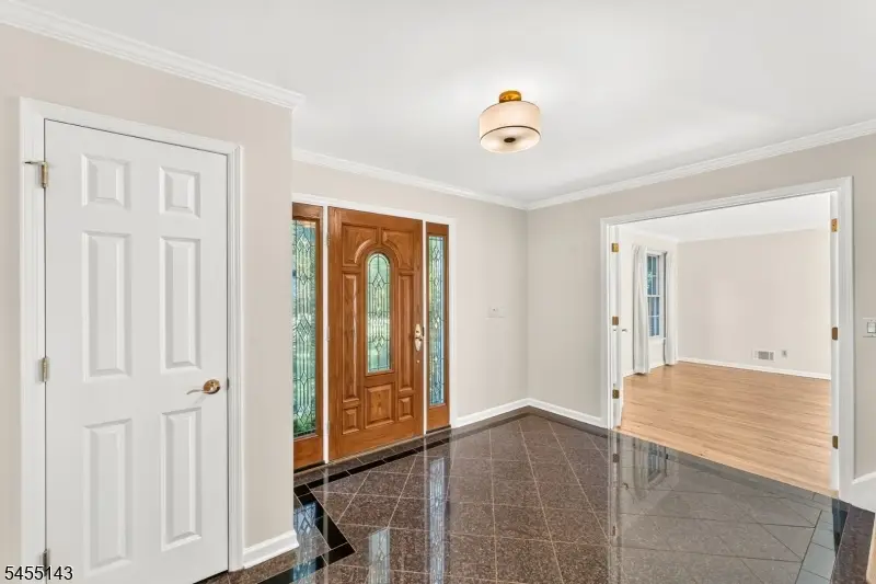 6 Heather Hill Way, Mendham, NJ 07945 - #2