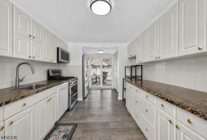 58 Hillcrest Avenue, Edison, NJ 08817 - #3