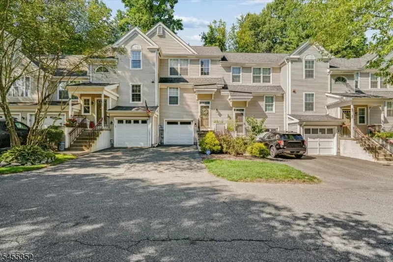 17 Rushmore Ln, Allamuchy, NJ 07840 - #1