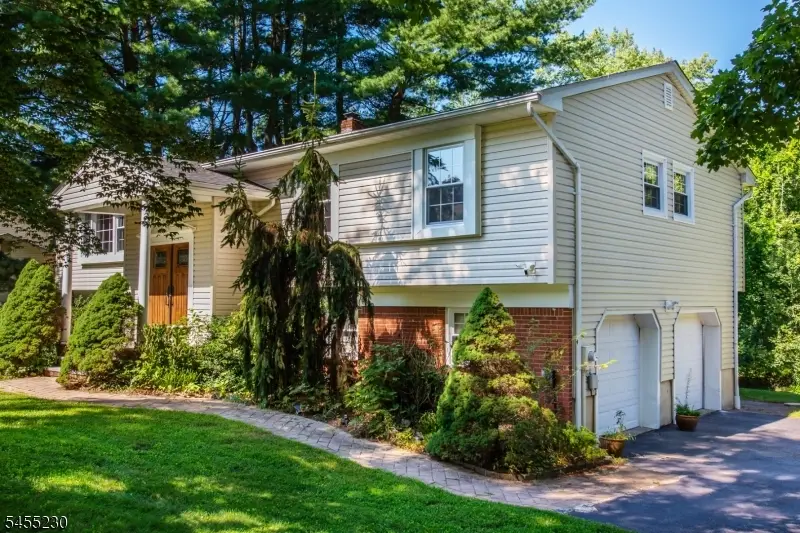 14 Winding Way, Parsippany Troy Hills, NJ 07054 - #2