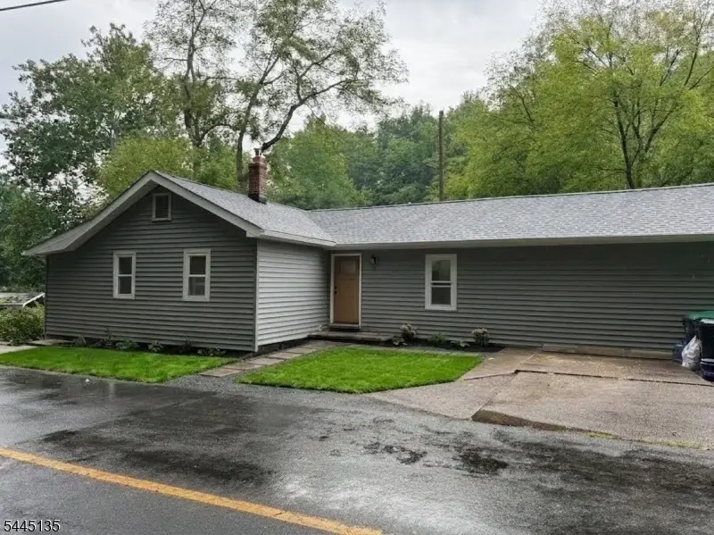 213 York Rd, Milford, NJ 08848 - #1
