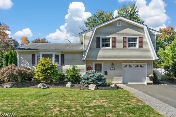 22 Rhonda Pl, Wanaque Boro, NJ 07465