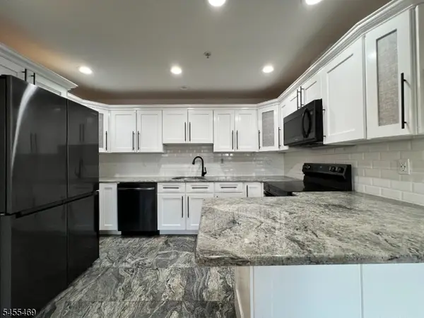 614 Fairview Ave, Fairview Boro, NJ 07022