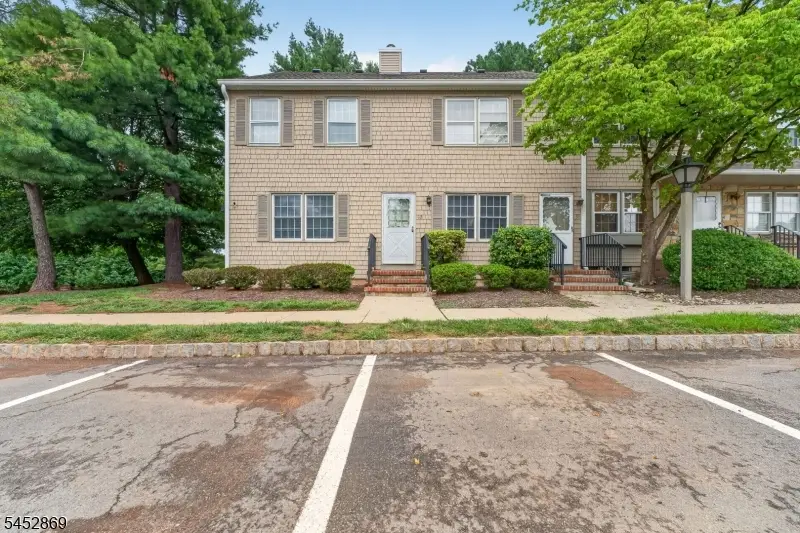 52 Adams Ct, Raritan, NJ 08822 - #1