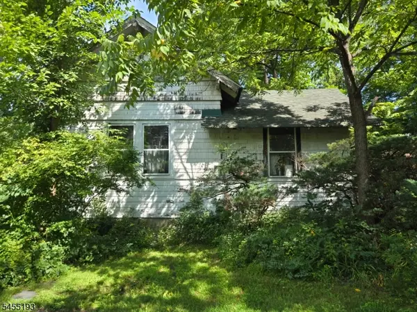 2 Hewlett Rd, Montville Twp., NJ 07082