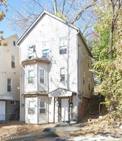 9 Circle Ave, Paterson, NJ 07522 - #1