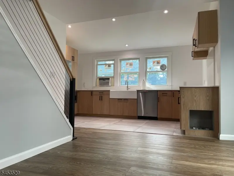 9 Frederick Pl, Cedar Knolls, NJ 07927 - #3