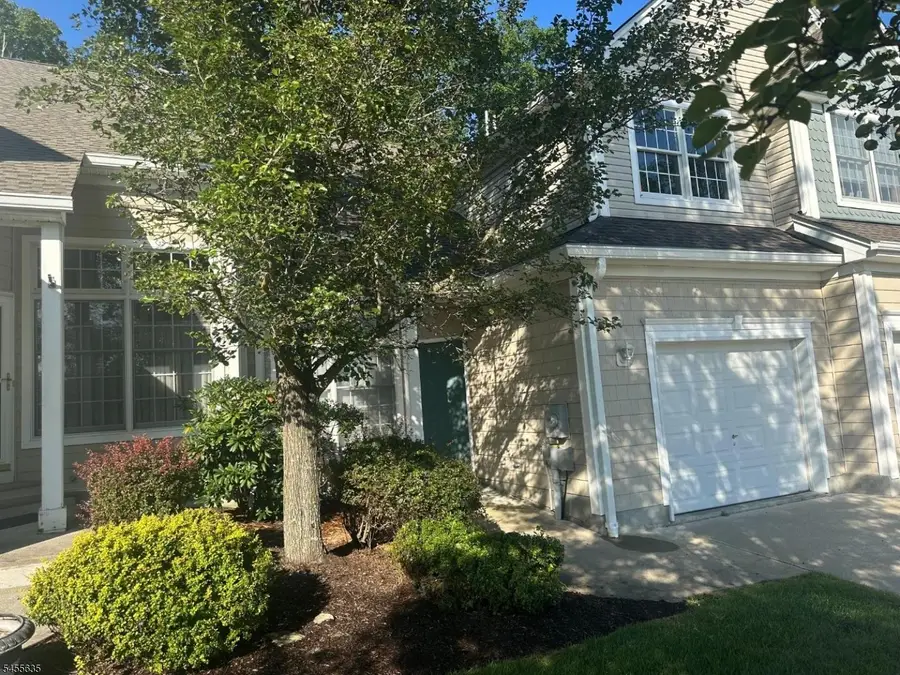 17 Spring Hollow Rd, Wantage, NJ 07461 - #2
