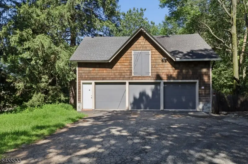 37 Livingston Ave, Roseland, NJ 07068 - #2
