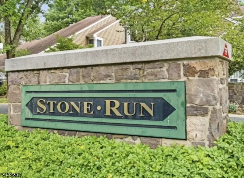 62 Stone Run Rd, The Hills, NJ 07921 - #1