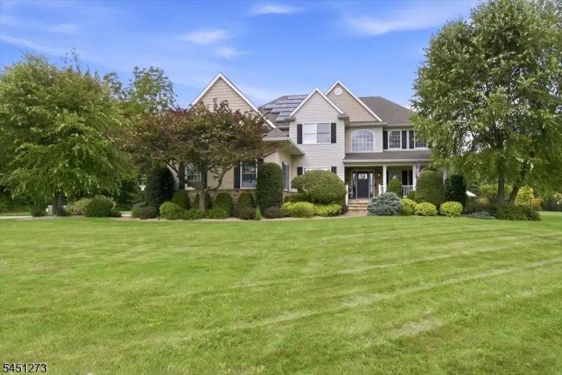 54 W Valley Brook Rd, Washington, NJ 07853 - #1