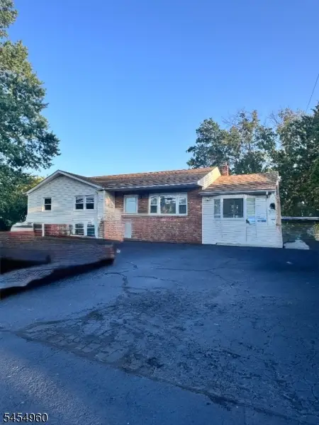 915 Us Highway 202, Raritan, NJ 08869 - #1