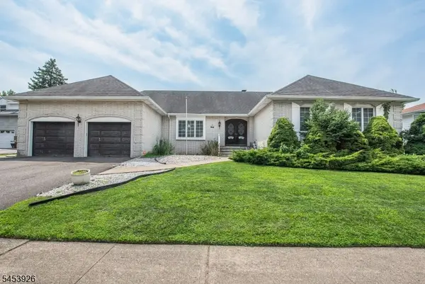 35 Van Winkle Ct, Woodland Park, NJ 07424