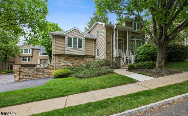 163 Clarken Dr, West Orange, NJ 07052 - #2