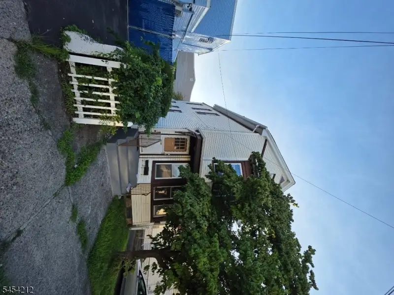 161 Ryerson Ave, Paterson, NJ 07502 - #3