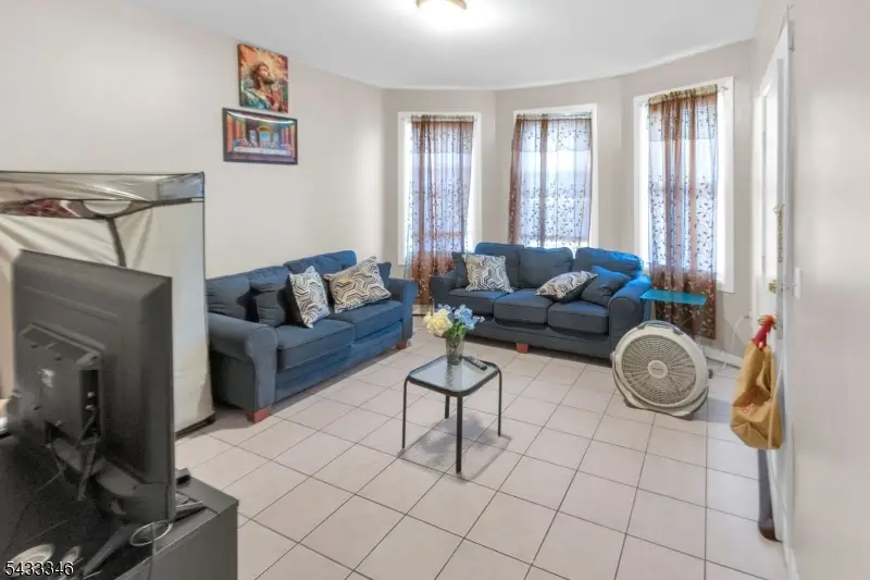 135 N 4th St, Paterson, NJ 07522 - #3