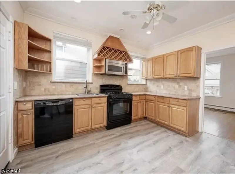 23 Market St, Garfield, NJ 07026 - #2