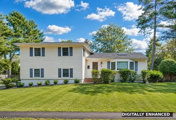 9 Trombley Dr, Livingston Twp., NJ 07039