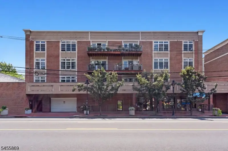 1677 Springfield Ave, Unit 2 #2, Maplewood, NJ 07040 - #3