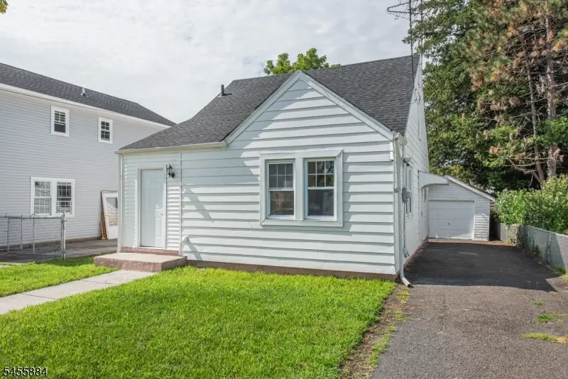 50 Birch St, Bloomfield, NJ 07003 - #2