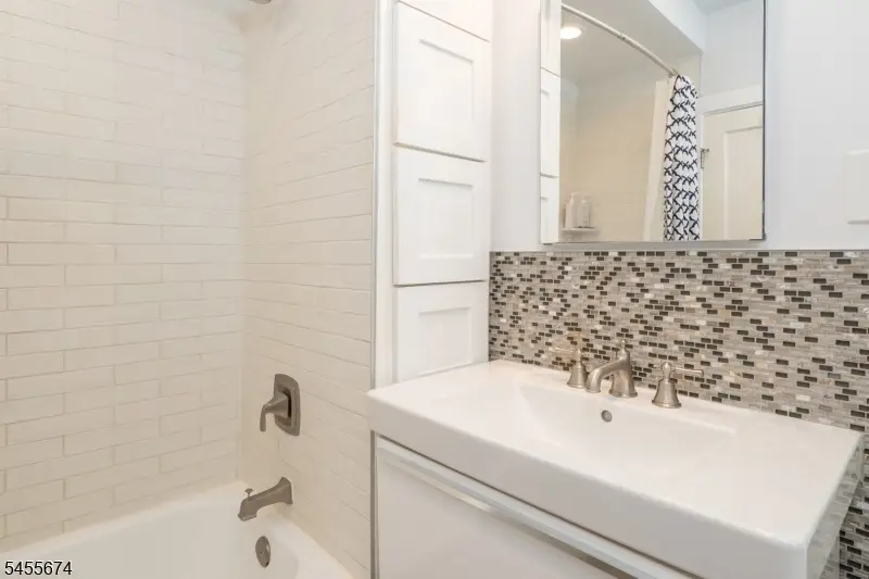 152 Hillside Ave, Chatham, NJ 07928 - #3