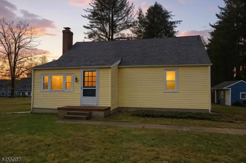 131 Crusher Rd, Hopewell, NJ 08525 - #1