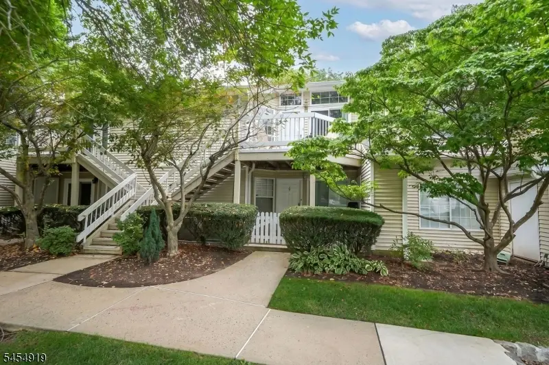 70 Sage Court, The Hills, NJ 07921 - #1