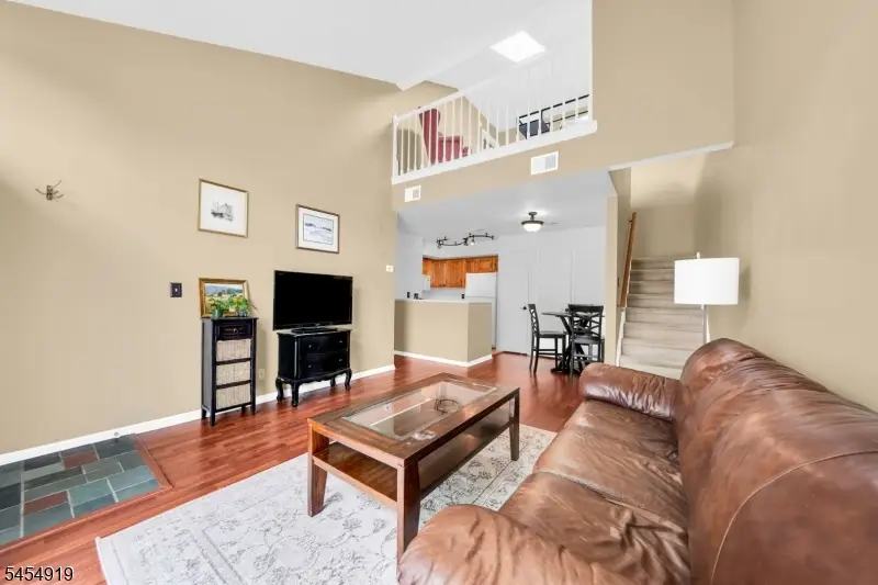 70 Sage Court, The Hills, NJ 07921 - #3