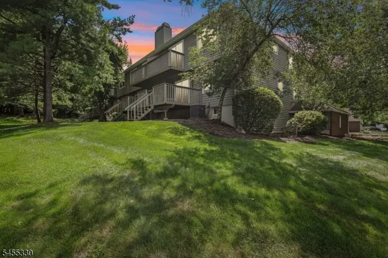 7 Dorset Cir, Caldwell, NJ 07006 - #3
