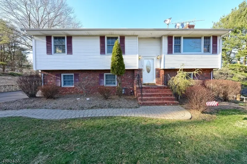 12 Studer Rd, Annandale, NJ 08809 - #3