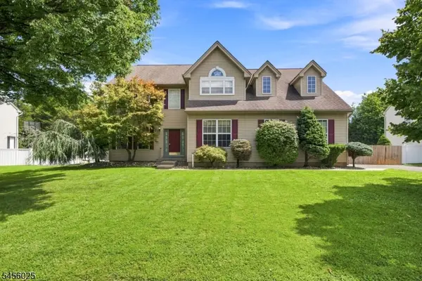 133 Charles St, Franklin Twp., NJ 08873
