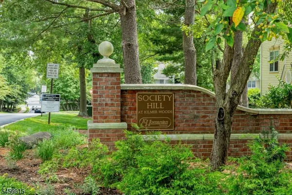 631 Plum Ter #631, Mahwah Twp., NJ 07430