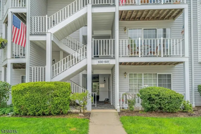 631 Plum Ter #631, Mahwah, NJ 07430 - #3