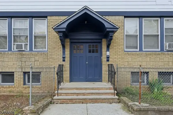 66 Halstead St, Newark City, NJ 07106