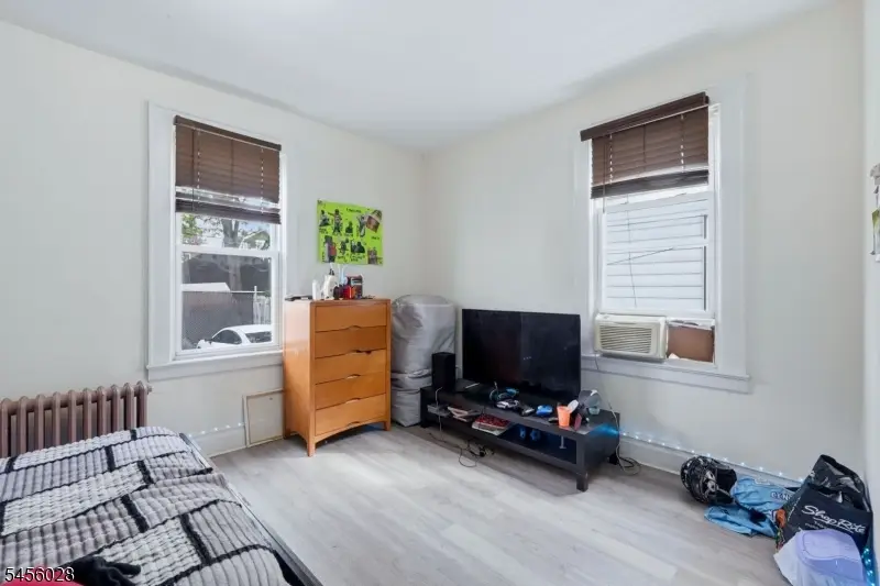 66 Halstead St, Newark, NJ 07106 - #3