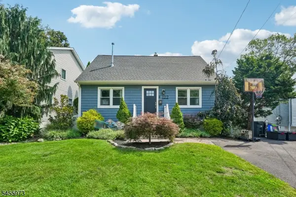 122 Maplewood Ave, Wayne Twp., NJ 07470