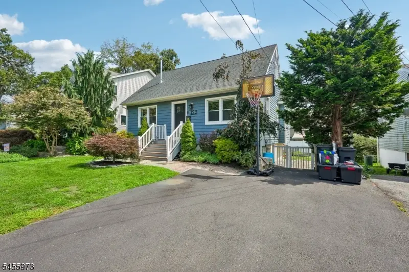 122 Maplewood Ave, Wayne, NJ 07470 - #3