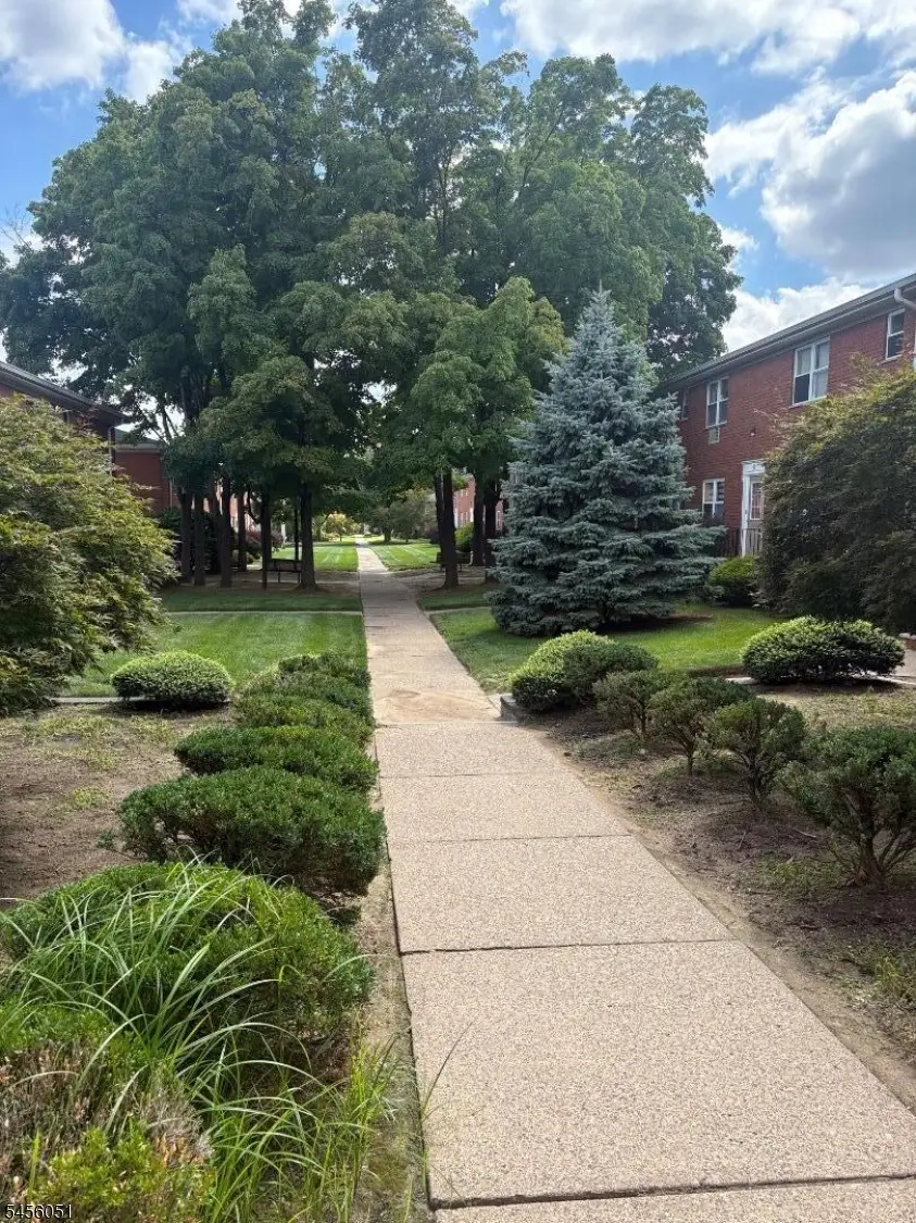 52 Knox Ter #52, Wayne, NJ 07470 - #3