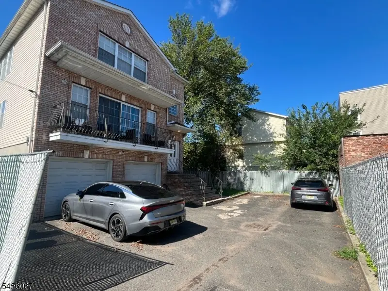 193.5 Hillside Ave, Newark, NJ 07105 - #1