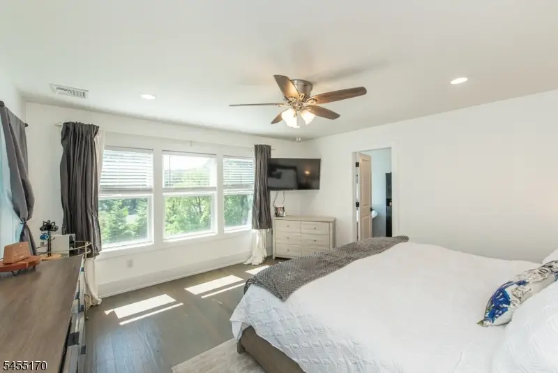 92 Hillcrest Ave, Morris, NJ 07960 - #3