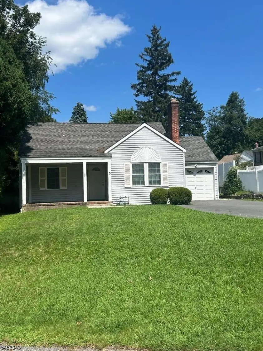 3 Lake Pl, Parsippany Troy Hills, NJ 07005 - #1