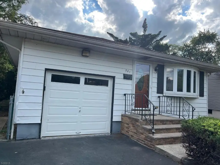 301 New York Ave, Clark, NJ 07066 - #2
