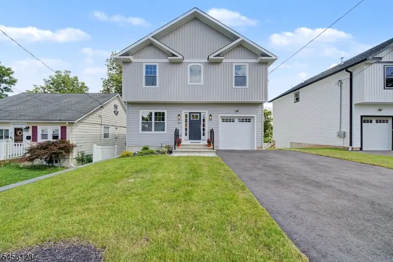 58 Navajo Ave, Lake Hiawatha, NJ 07034 - #1