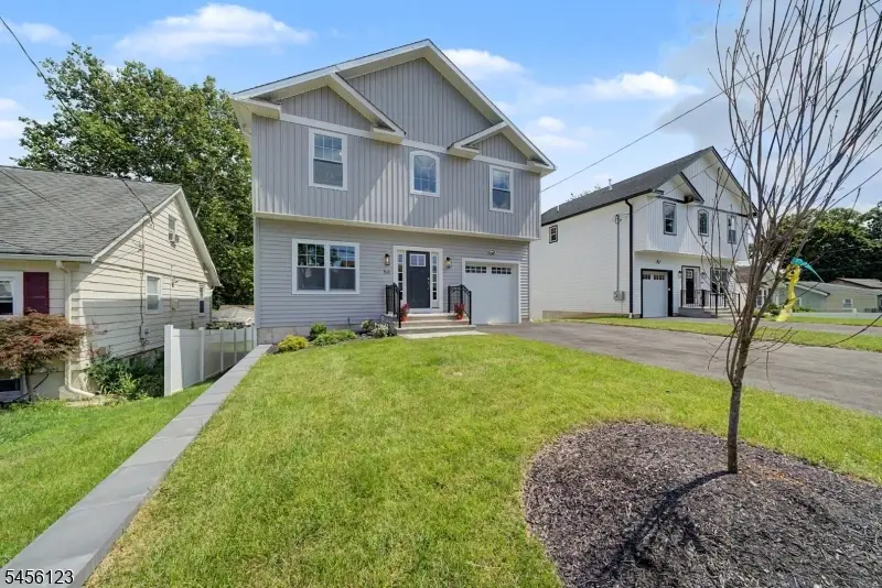58 Navajo Ave, Lake Hiawatha, NJ 07034 - #2