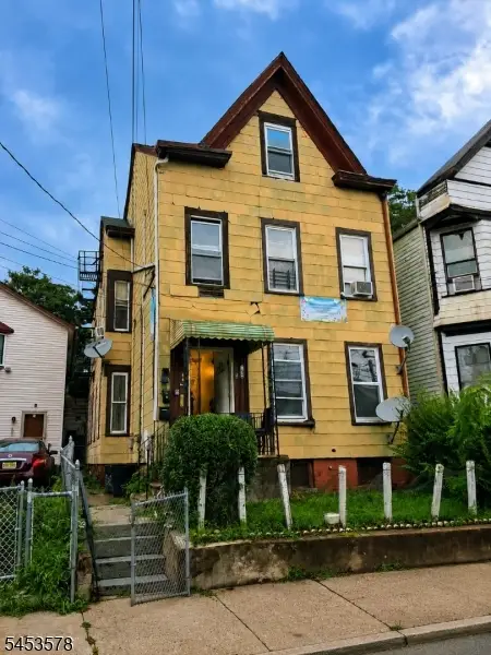 165 Pearl St, Paterson, NJ 07501 - #1