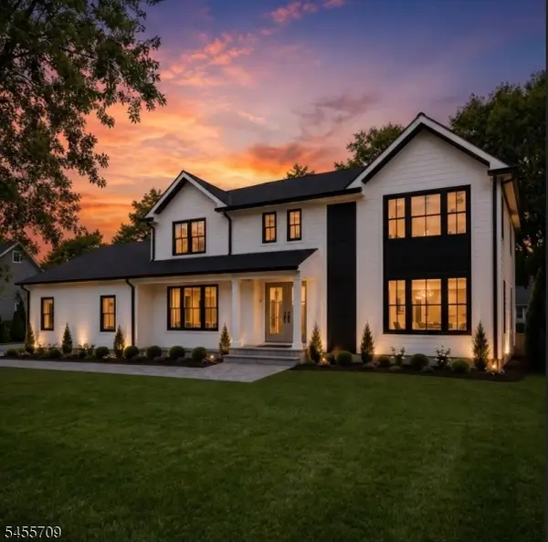 2 Byron Ct, Westfield Town, NJ 07090