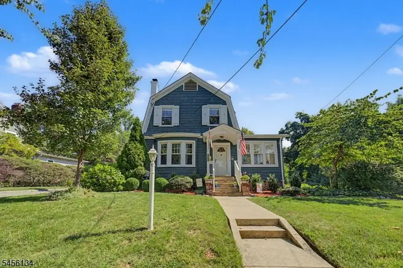 117 Severin Ct, Cranford, NJ 07016 - #1